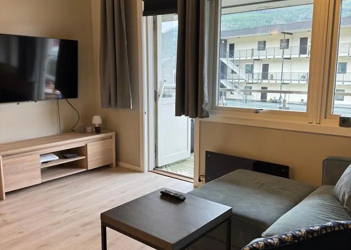 Modern With Sunny Balcony- Location